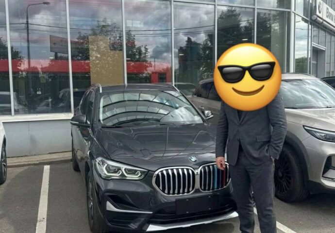 BMW X1 29.08.2026 фото 1