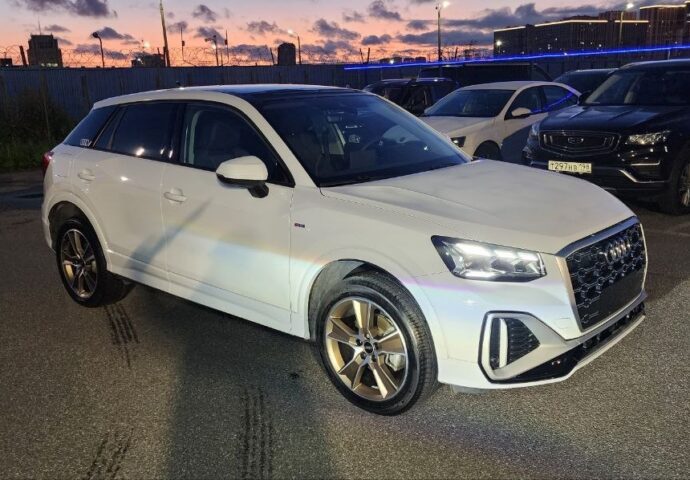 Audi Q2 08.09.2026 фото 2