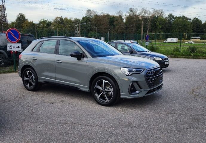 Audi Q3 21.09.2026 фото 2