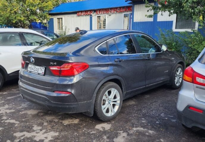 BMW X4 23.09.2026 фото 4