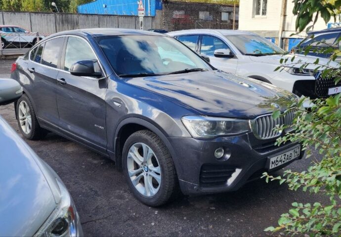BMW X4 23.09.2026 фото 2